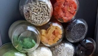 bakalie i przyprawy w słoiczkach